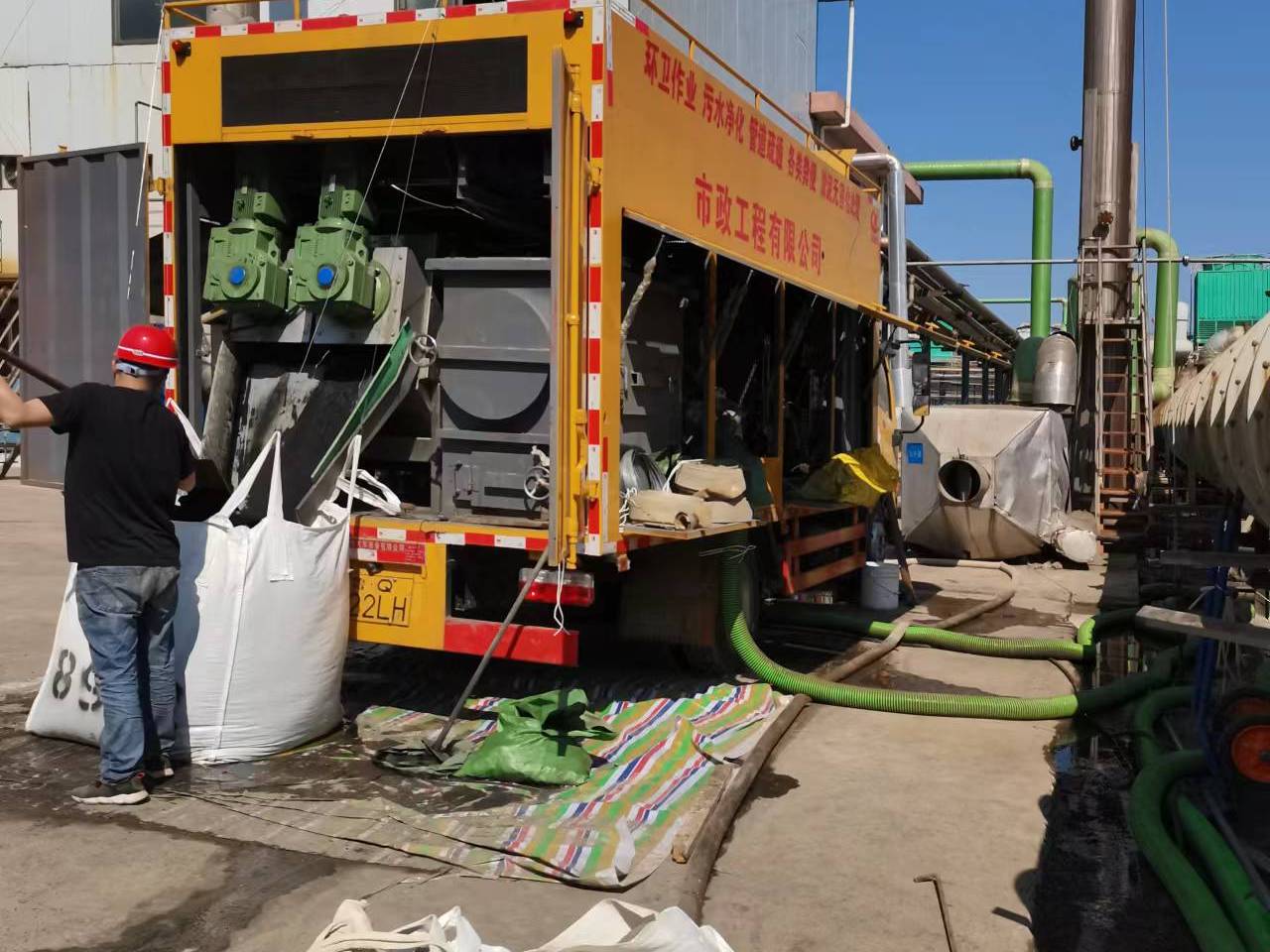 汉阴淤泥压干处理